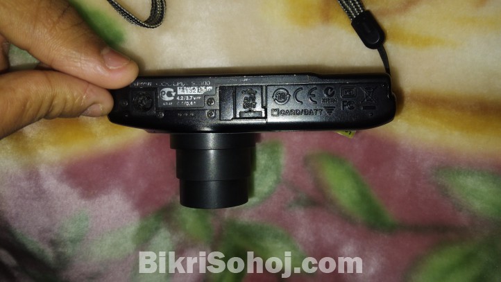 Nikon Coolpix s3300 camera